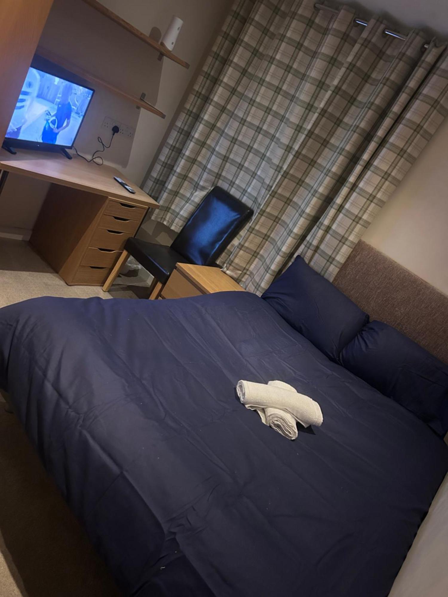 Seafords Guest House Stoke-on-Trent Экстерьер фото