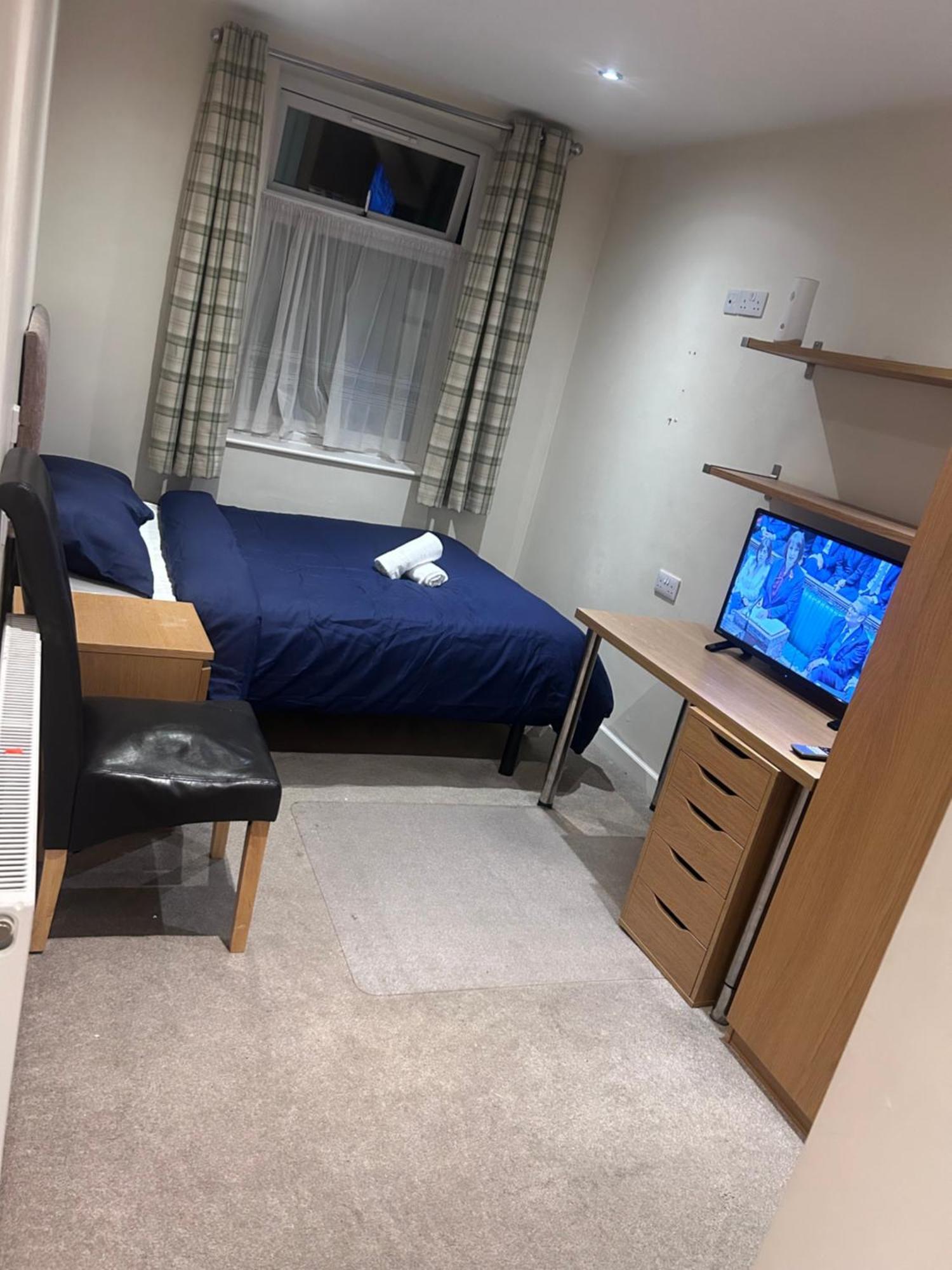 Seafords Guest House Stoke-on-Trent Экстерьер фото